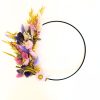 metalen ring zwart met droogbloemen